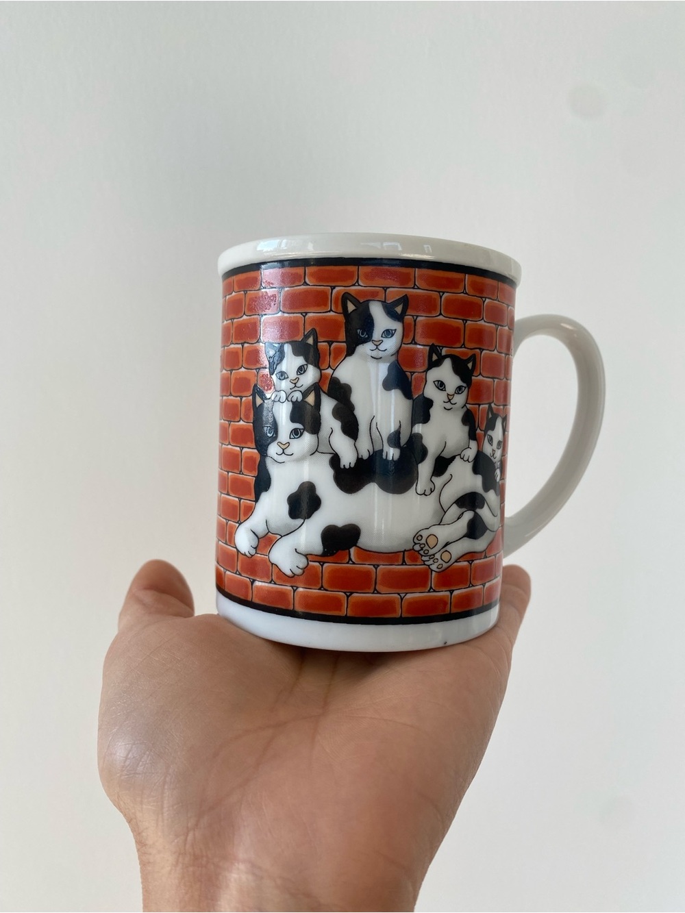 vintage Takahashi San Francisco CITY CAT mug featuring